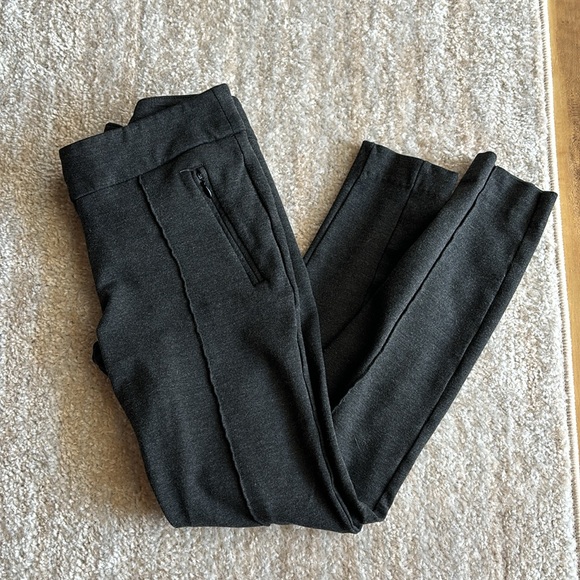 Ann Taylor Loft size 2P Dark grey tapered pants - Picture 2 of 5